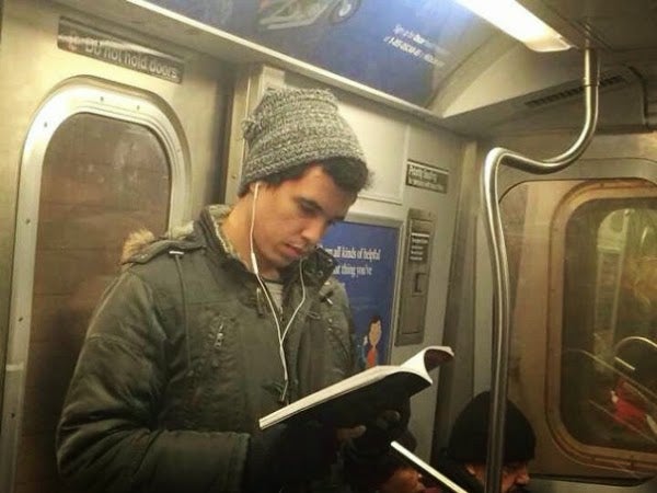$!Los chicos guapos también leen: la cuenta que arrasa en Instagram