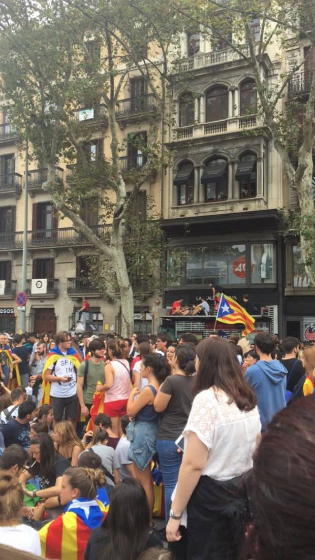$!FOTOS: Así están las calles de Barcelona el día de la huelga general contra la violencia del 1-O