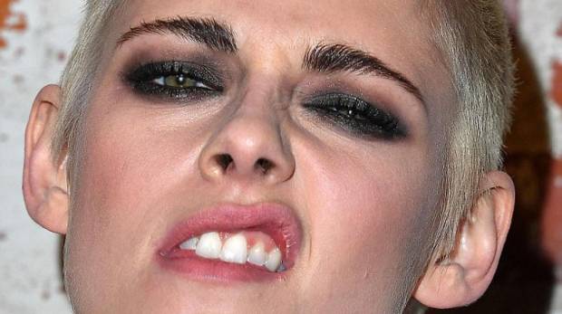 $!10 situaciones de tu vida que responden perfectamente a la cara de asco de Kristen Stewart