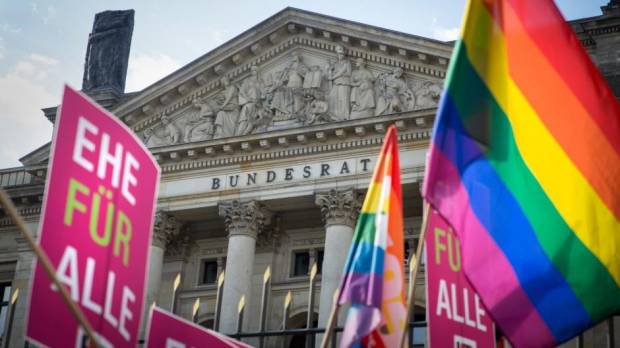 $!Alemania legaliza el matrimonio homosexual (aunque Merkel ha votado en contra)