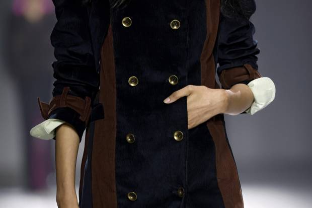 $!080 Barcelona Fashion concluye la 37ª edición en PortVell con una jornada de apoyo al talento emergente