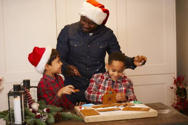 $!Una Campaña Para Conseguir Que Las Navidades No Sean Sólo Para Blancos