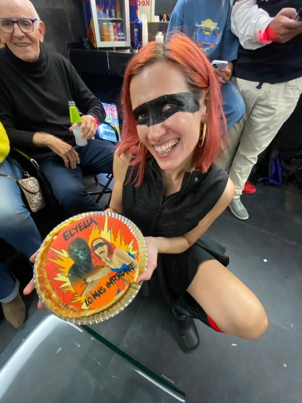 $!En el camera roll de ELYELLA, rey y reina del sonido vitalista que te eleva el ánimo