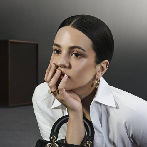 Rosalía es elegida embajadora global de Dior con un bolso que pasará a la historia
