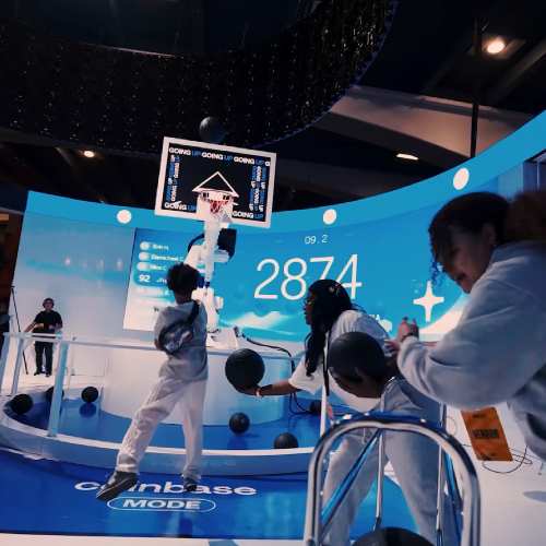 OFFF SEVILLA 2025: el mayor encuentro entre leyendas y nuevas generaciones de la cultura visual