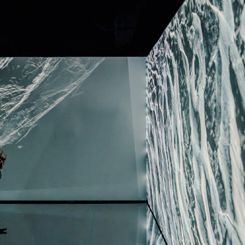 CUPRA City Garage Madrid y PHotoESPAÑA regresan con “Fronteras digitales de la imagen”, la plataforma de arte digital contemporáneo
