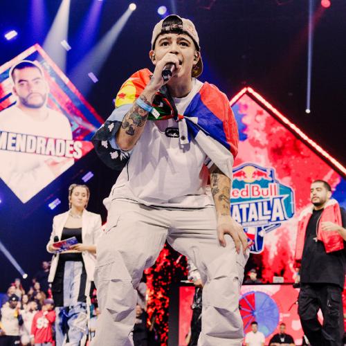 El Menor se lleva el cinturón de campeón de Red Bull Batalla Final Internacional 2026