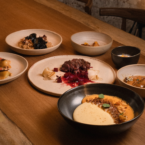 Taula Puntal: una mesa gastronómica de paisaje en el corazón del Born