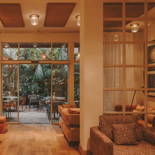 #BuenasTardesPulitzer: el Hotel Pulitzer consolida su icónica terraza como oasis definitivo de la electrónica y la gastronomía local