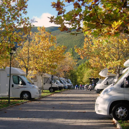 Ningún ayuntamiento podrá prohibir ya que las autocaravanas aparquen en sus calles