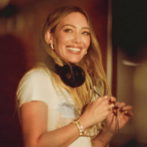El director del docu de Taylor Swift vuelve con una docuserie sobre Hilary Duff