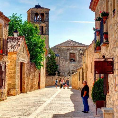 Pedraza, el pueblo medieval mejor conservado de toda España