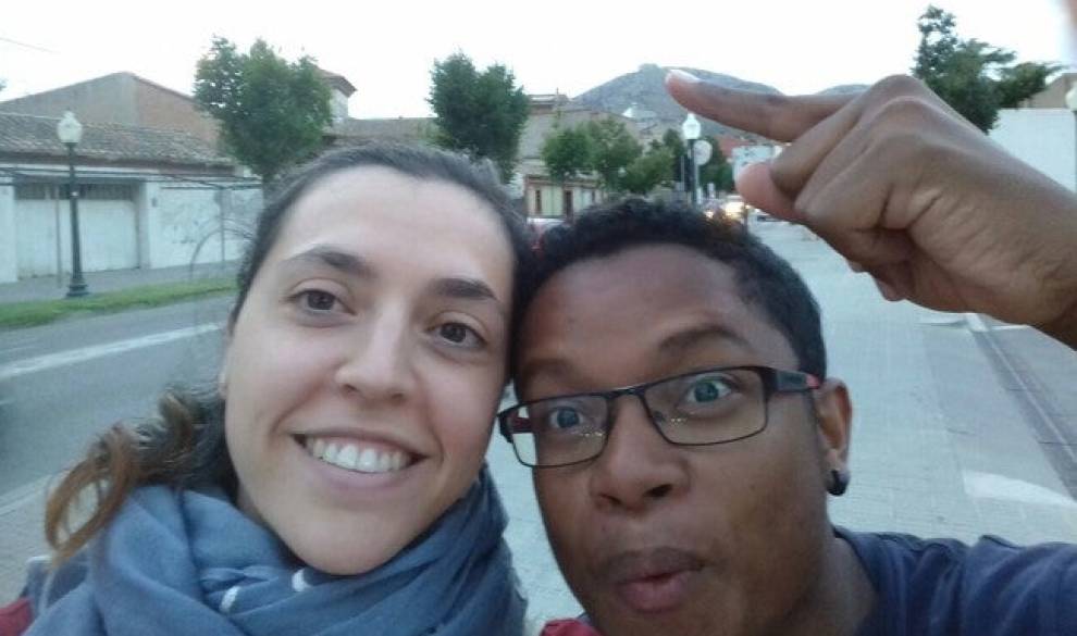 $!Estas parejas interraciales te cuentan por qué la sociedad española sigue siendo racista