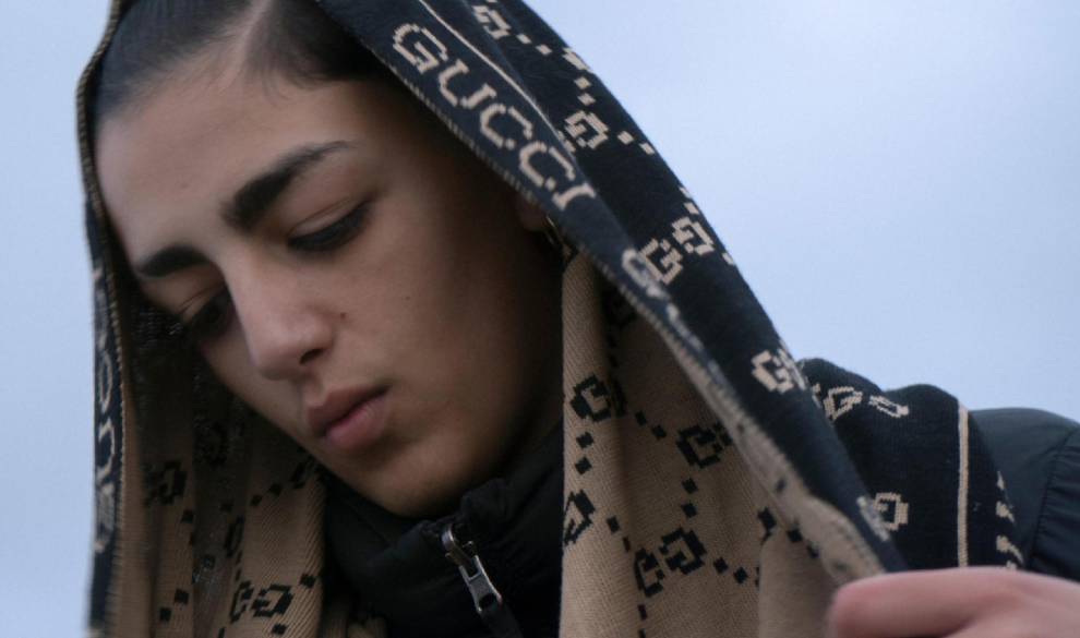 Huda, la rapera madrileña que interpela a nuestra juventud precaria