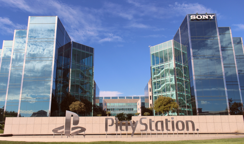 Críticas a Sony tras confirmar que dejará de vender juegos de Playstation en formato físico en 2028