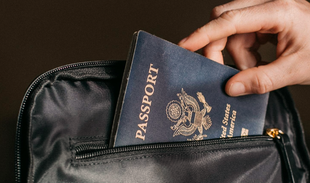 EEUU prioriza la entrega de visas a modelos de Onlyfans con muchos seguidores