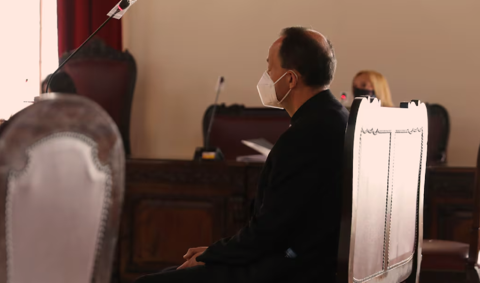 El cura condenado por violar a una menor sigue cobrando de la archidiócesis de Toledo