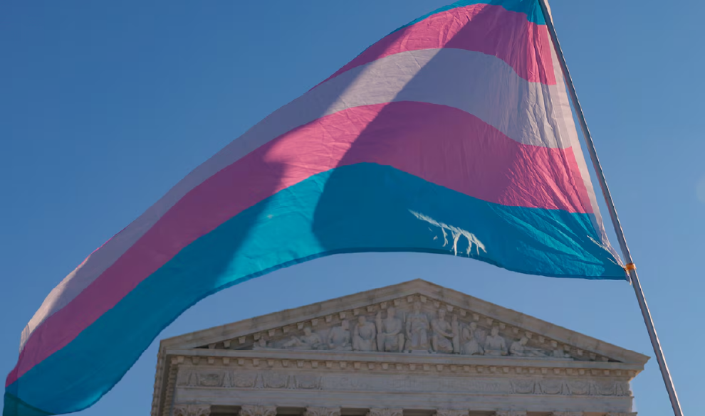 Kansas ha invalidado el carnet de conducir de más de 1.700 personas trans