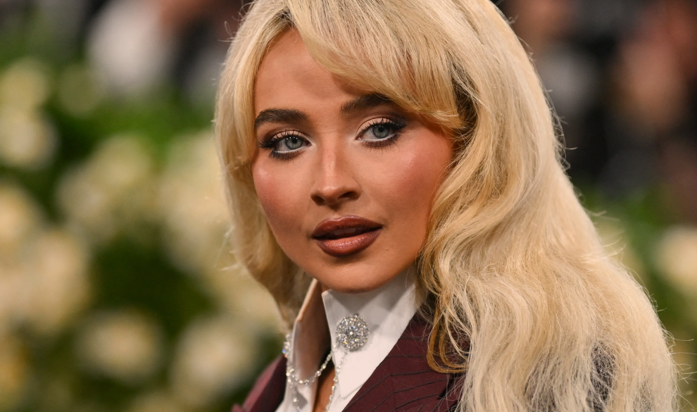 “Obsesión perturbadora”: Sabrina Carpenter logra una orden de alejamiento contra su acosador