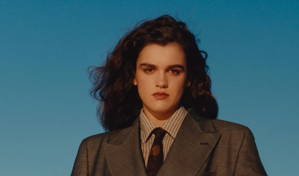 El estilo ‘power suit’ de Amaia en Vogue: un guiño al look icónico de Julia Roberts