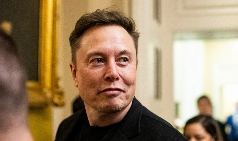El Salvador educará a los niños con la inteligencia artificial de Elon Musk