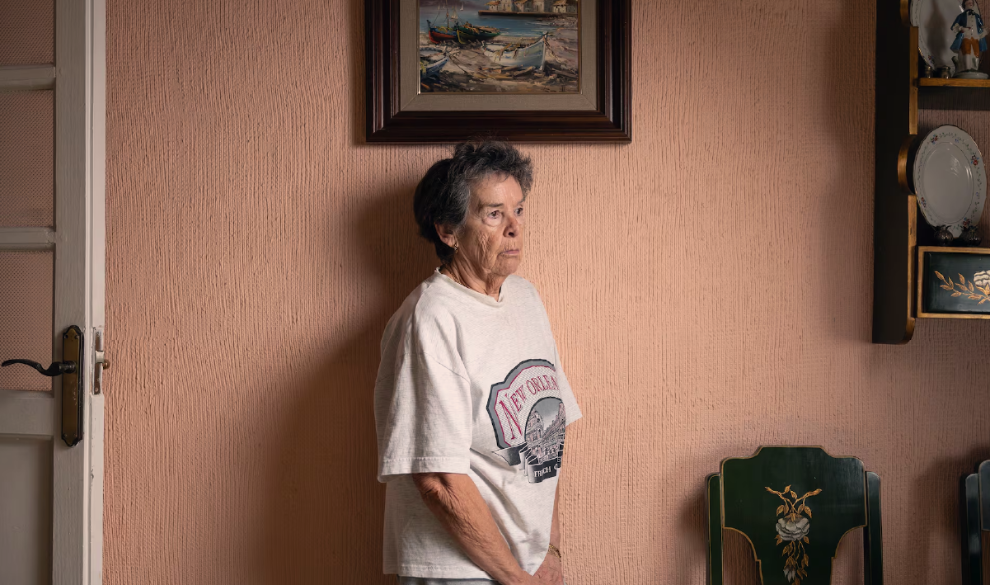 “Esta lucha me ha costado la salud”: Maricarmen, de 87 años, enfrenta mañana su tercer intento de desahucio