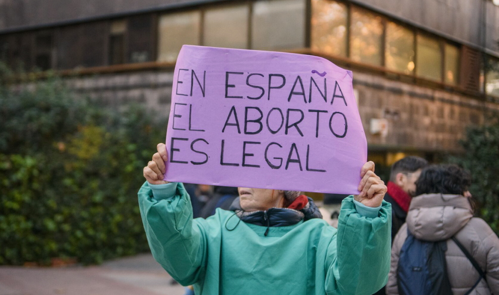 Juicio en España contra 21 antiabortistas que presionaban a las puertas de una clínica