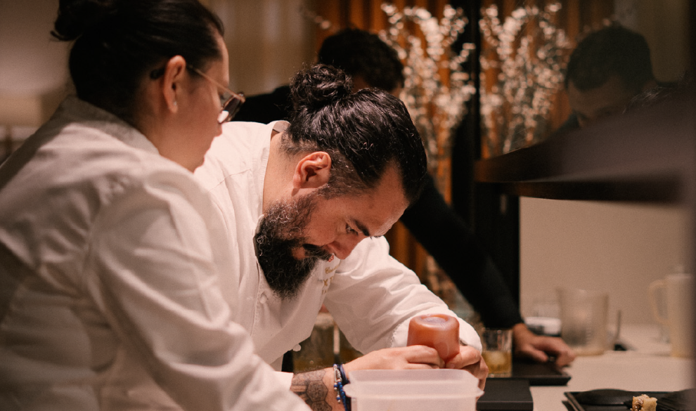 Dos ciudades y dos estrellas Michelin en una misma cocina: así ha sido nuestra experiencia Cuatro manos en Atempo