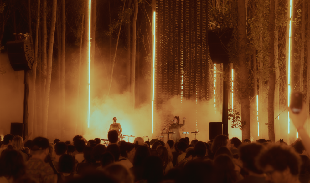 El festival Rizomes une un año más música, arquitectura efímera y artes visuales en La Cellera de Ter