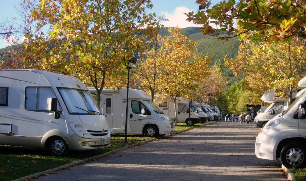 Ningún ayuntamiento podrá prohibir ya que las autocaravanas aparquen en sus calles