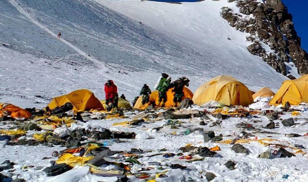El Everest ya es el vertedero más alto del planeta