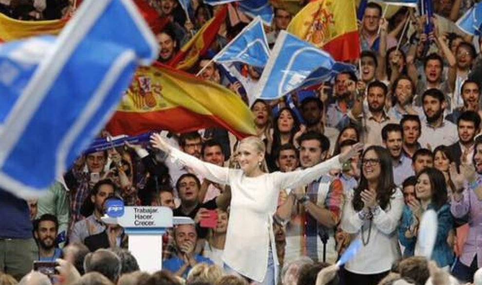 La renuncia de Cifuentes al máster que nunca cursó se convierte en viral