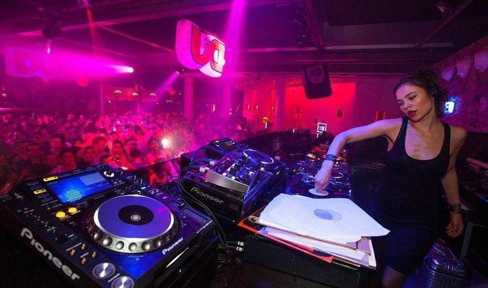 Las mujeres DJ no somos groupis ni tocamos porque estemos buenas