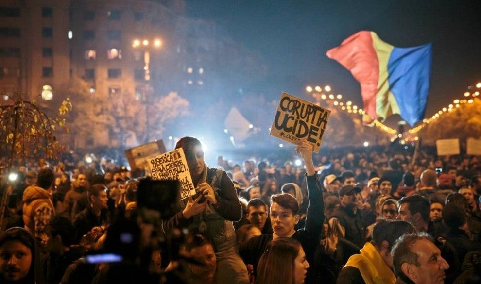 Estalla La 'Primavera Rumana' Contra Un Gobierno Que Se Ha Reído De Sus Ciudadanos