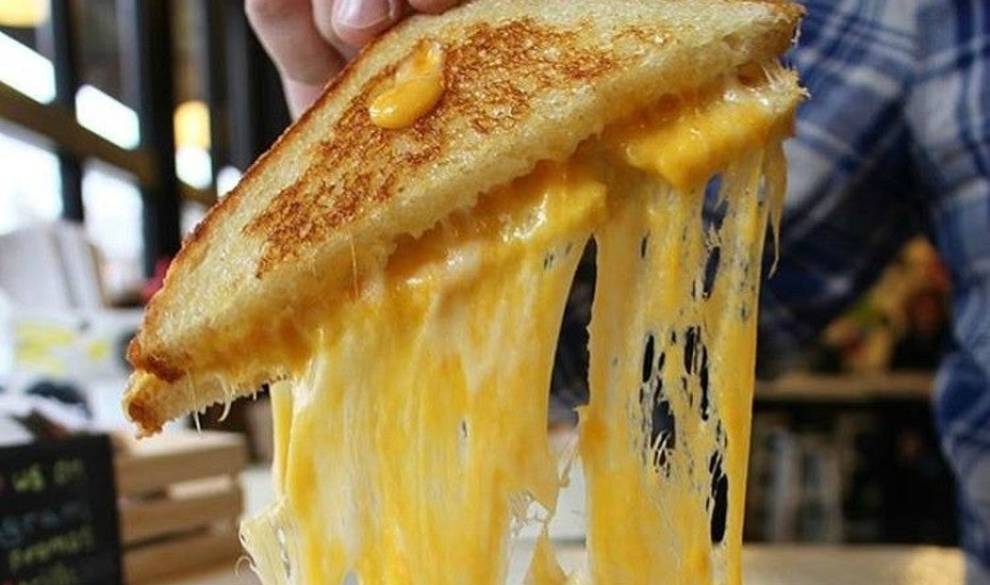 Comer queso cada día podría prevenir las enfermedades cardiovasculares