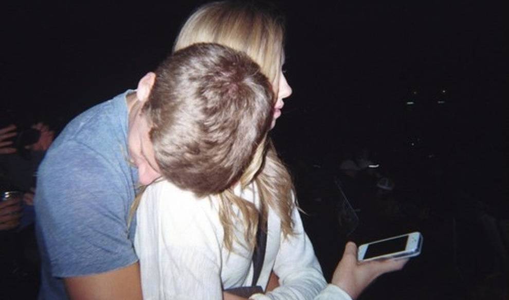 Por qué las parejas que postean mucho sobre su relación son las más frágiles