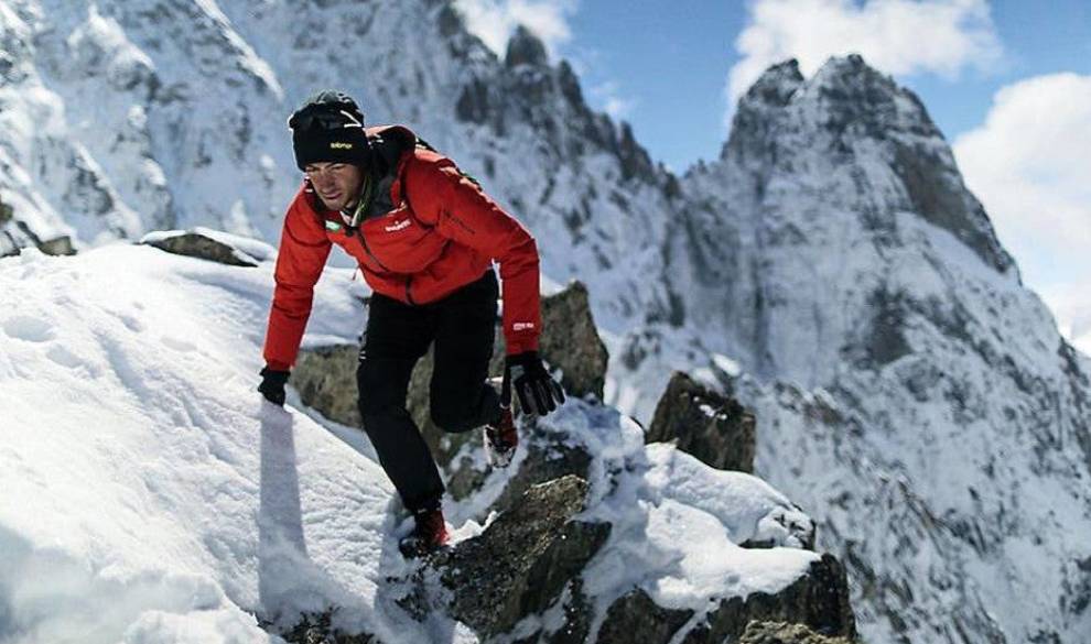 Lo ha conseguido: Kilian Jornet ha coronado el Everest en tiempo récord