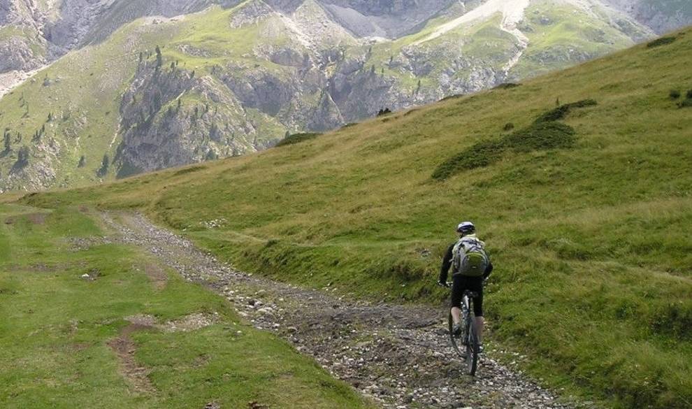 5 rutas en bicicleta para pasar un verano postcovid lejos de multitudes