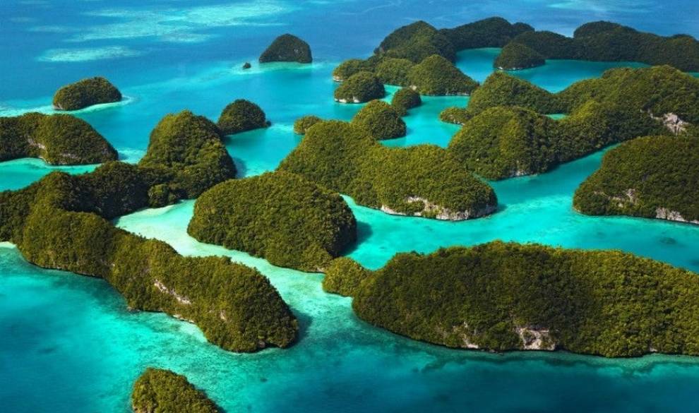 Estas pequeñas islas del Pacífico te dejarán bucear en sus aguas con una condición