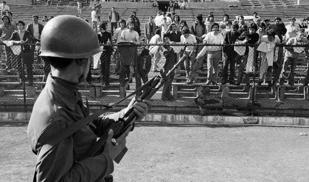 Los Estadios Deportivos Del Terror: De Cantar Un Gol A Morir En Las Gradas