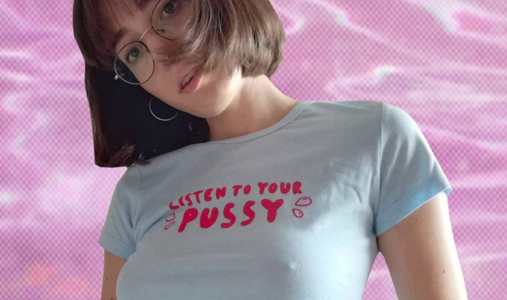 Pedos, drama y color rosa son los ingredientes de Soy Cardo