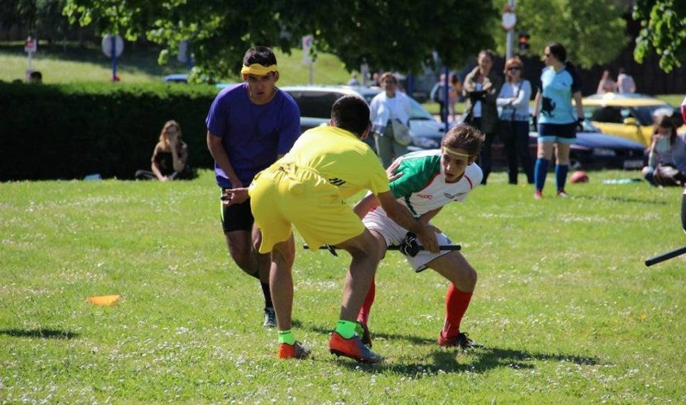 Así es un partido de quidditch, el deporte del universo Harry Potter que se juega en la vida real