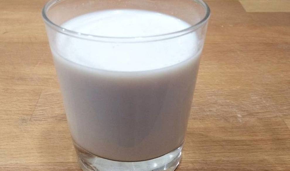 Leche de vaca vs. bebidas vegetales: resolvemos todas las dudas