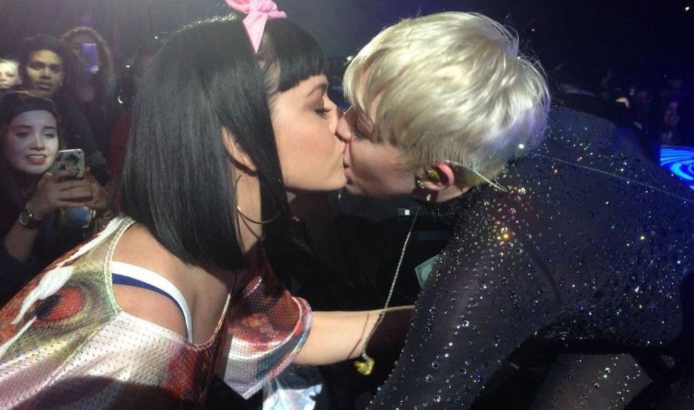 Los Cantantes Más Activos Contra La Homofobia Que Nunca Le Darán La Espalda A La Igualdad