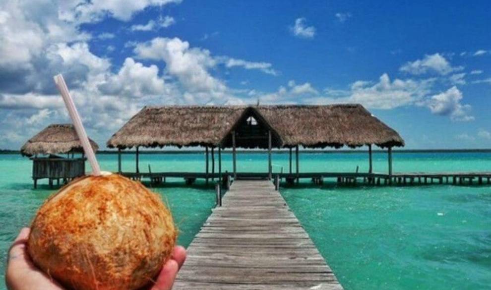 ¿Y si te pagaran 8.500 euros al mes por irte de viaje a Cancún?