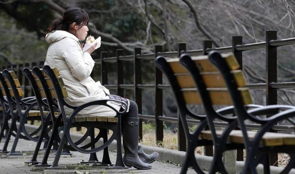 La 'generación perdida' de Japón es lo que espera a los jóvenes españoles tras la crisis