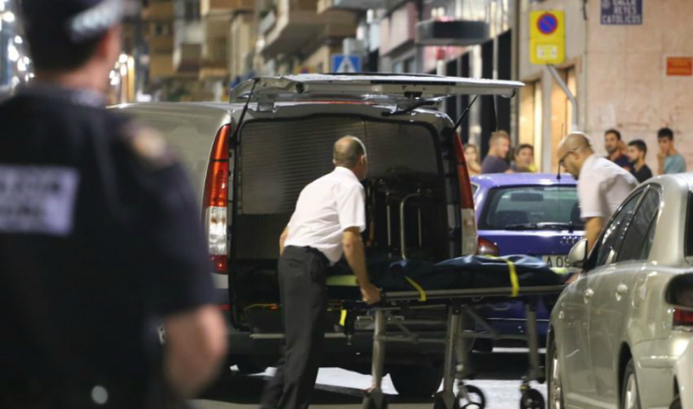 Asesinan a un niño de 8 años y agreden a la pareja embarazada de su padre de acogida
