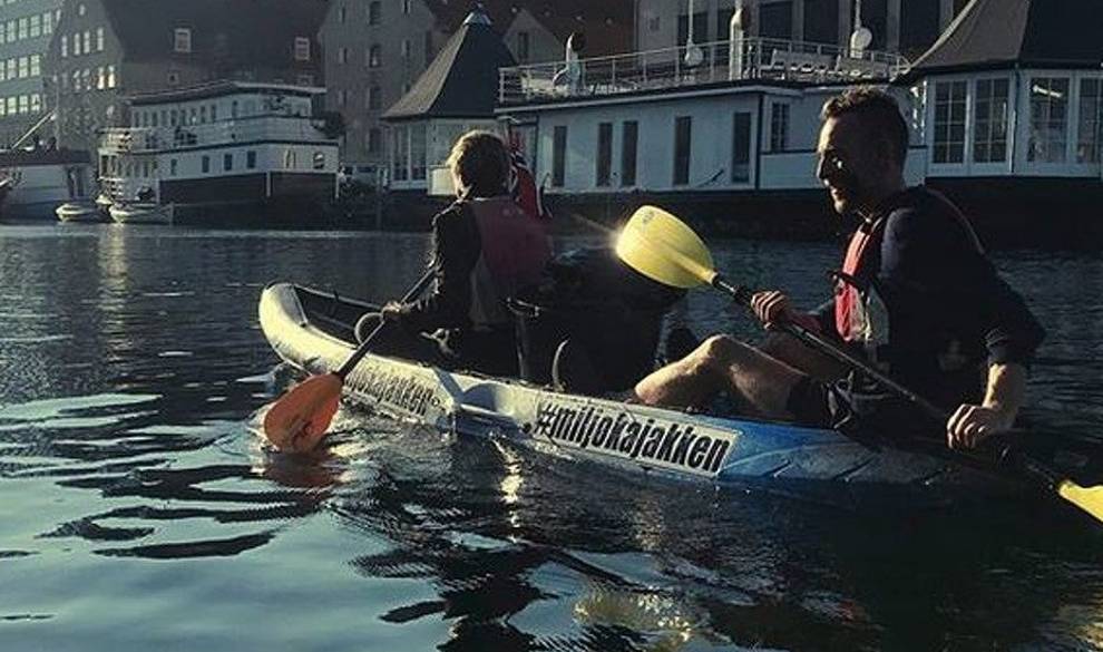 Estas ciudades europeas te dan un kayak gratis para que limpies sus ríos mientras paseas