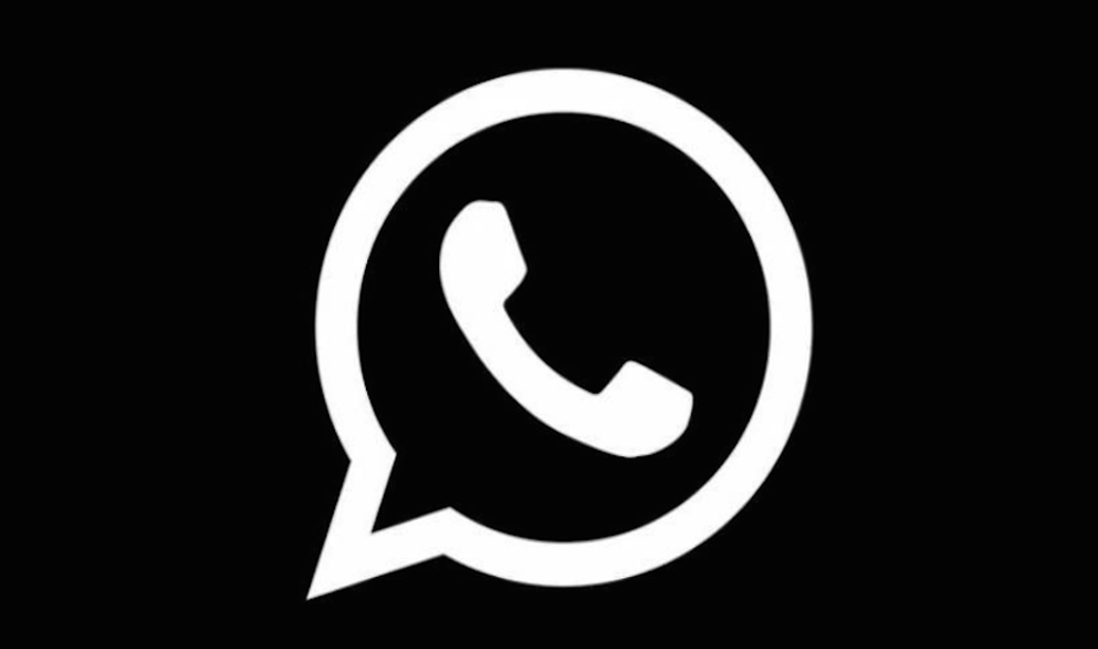 Qué es eso del 'modo oscuro' de Whatsapp y por qué hay que tener cuidado con él