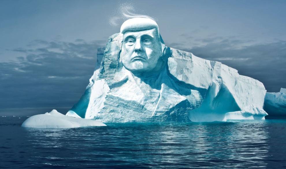 El rostro esculpido de Donald Trump en el hielo para demostrar el cambio climático